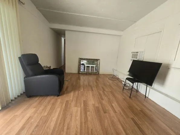 2038 Palm St Space 163, Las Vegas, NV 89104