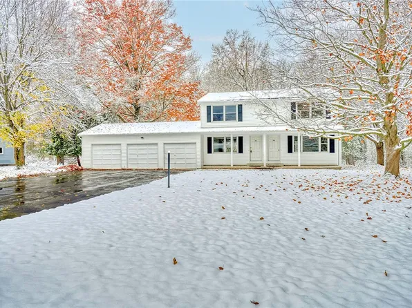16 Beaman Rd W, Rochester, NY 14624