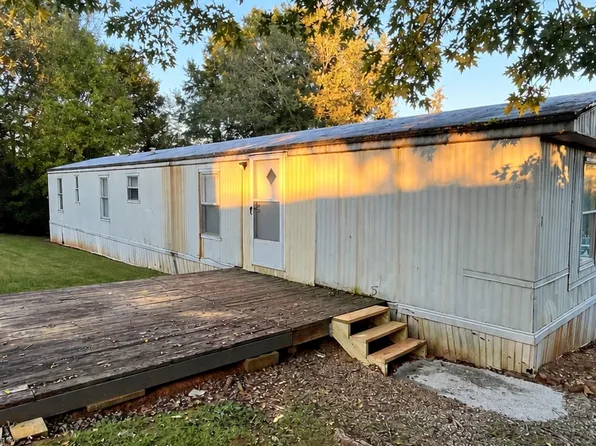 211 Sunset St NW Trailer 3, Lenoir, NC 28645