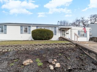 504 N Enola Dr, Enola, PA 17025