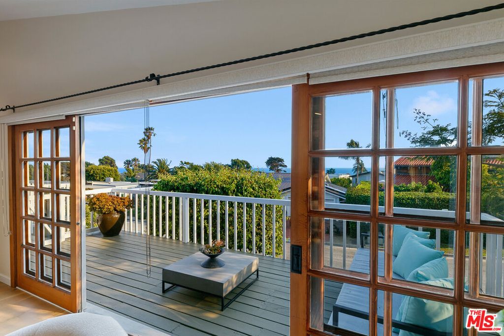 31819 Cottontail Ln, Malibu, CA - View 3
