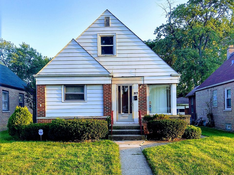 2nd image of 27 163rd St