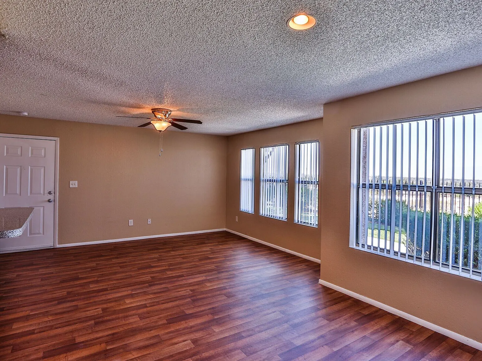 Citi Lights Apartment Homes — Photo 3
