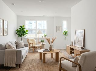 700 N Dupont Ave #207, Madison, TN 37115