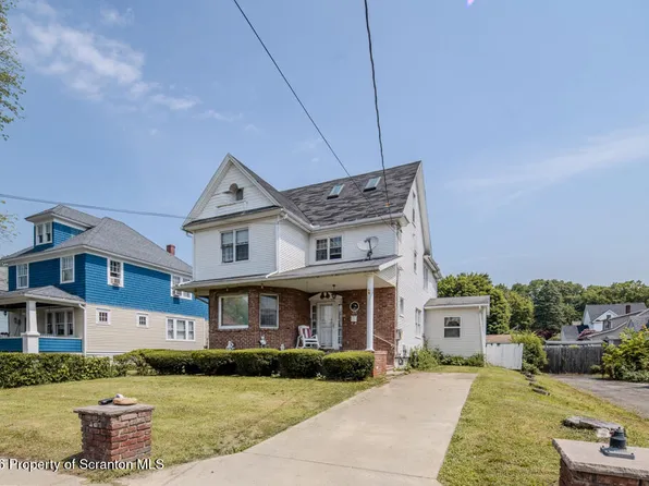 410 Keystone Ave, Peckville, PA 18452