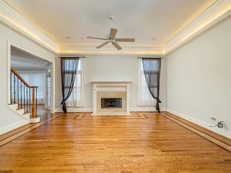 9445 Stoney Ridge Ln — Photo 13