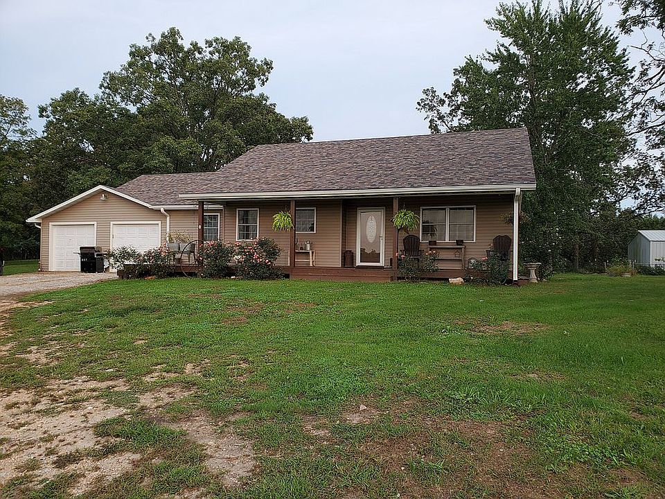 1st image of 25480 Pennington Dr