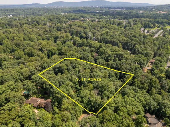 7 Terrell Rd, Charlottesville, VA 22901