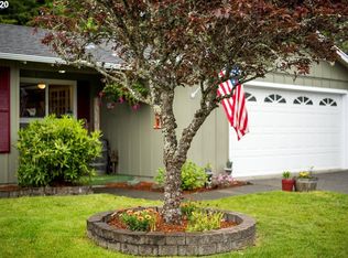2430 N 19th St, Coos Bay, OR 97420