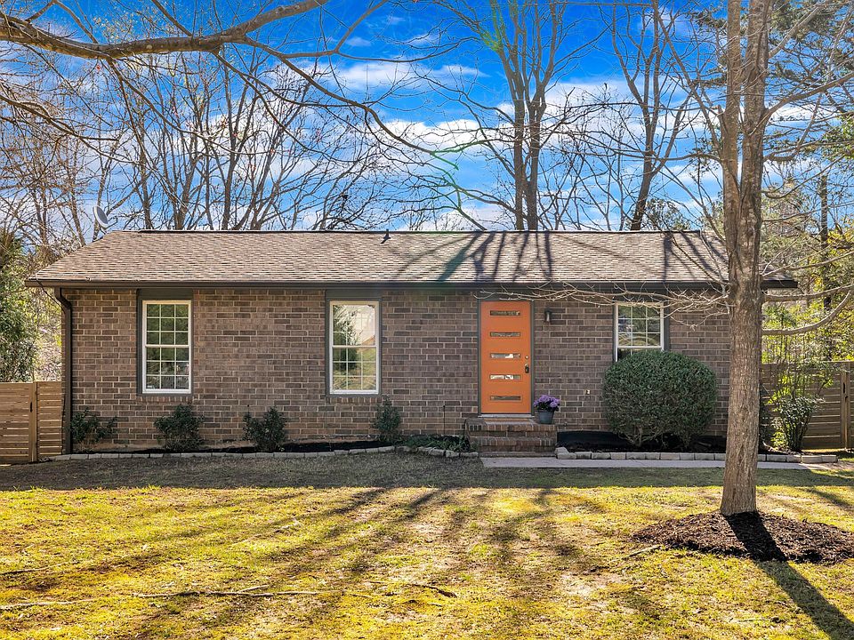 1st image of 113 Ellen Pl