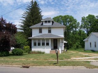 300 Dexter Rd, Eaton Rapids, MI 48827