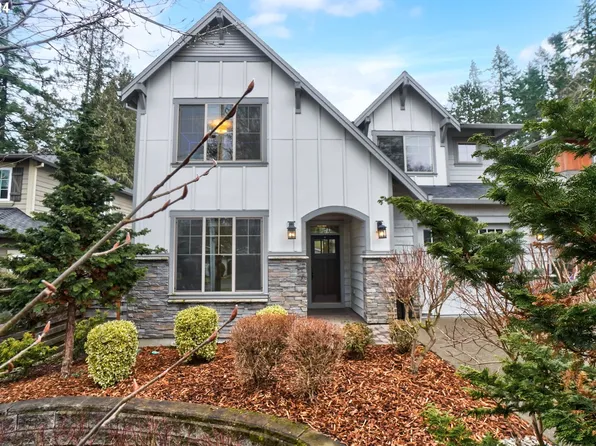 1053 Yates St, Lake Oswego, OR 97034