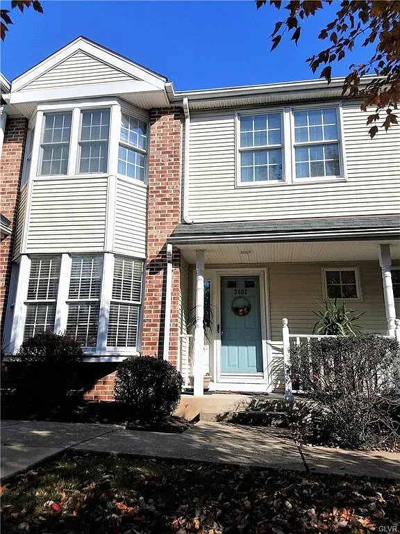 3402 Park Pl photo 1