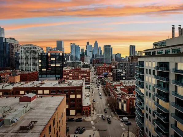 757 N Orleans St, Chicago, IL