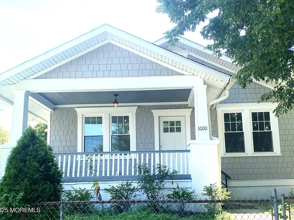 1000 Sewall Ave