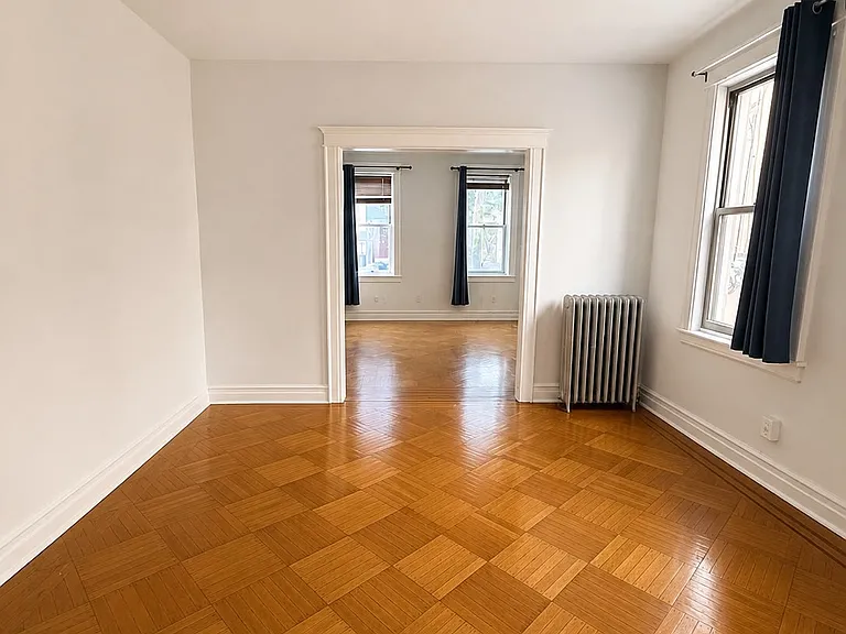 460 Fairview Ave #2F — Photo 1