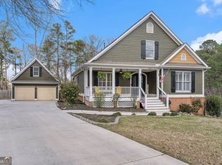 145 Mackenzie Ln, Fayetteville, GA