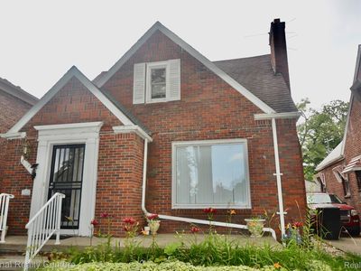 8267 Carlin St, Detroit, MI, 48228