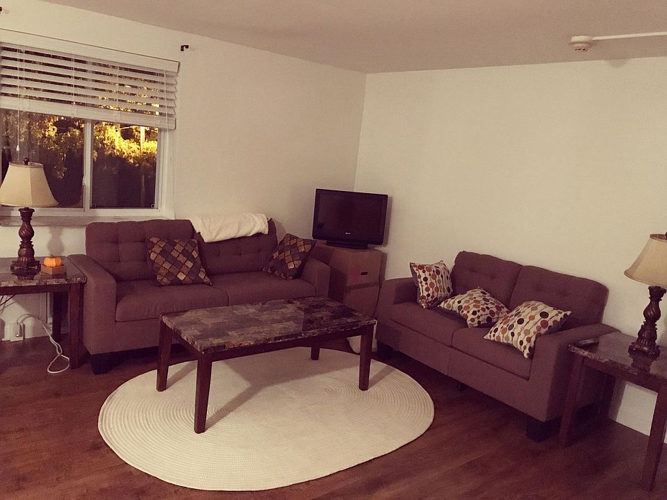 1st image of 825 N Main St APT 42