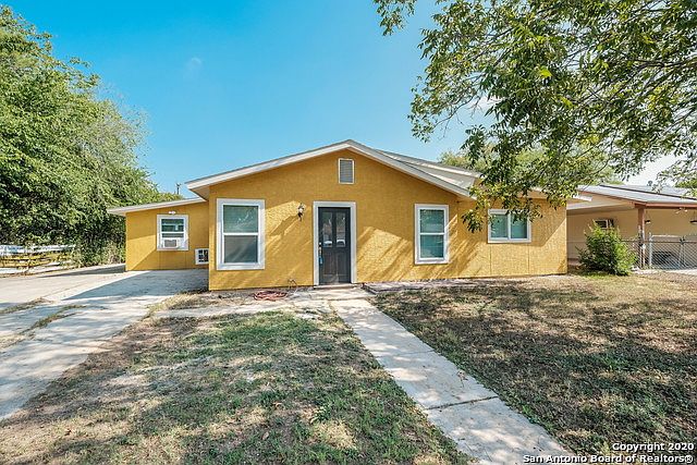 1st image of 327 Pinehurst Blvd