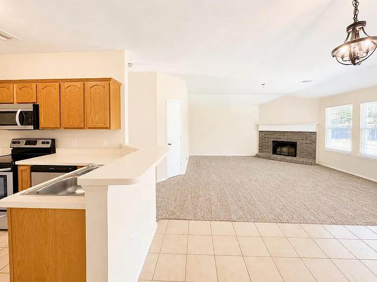 112 Tripp Trl — Photo 15