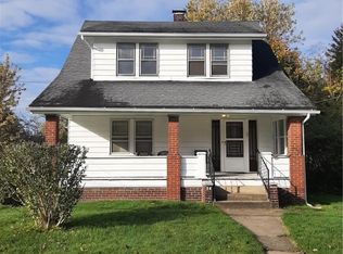 24 Woodland Ave, Campbell, OH