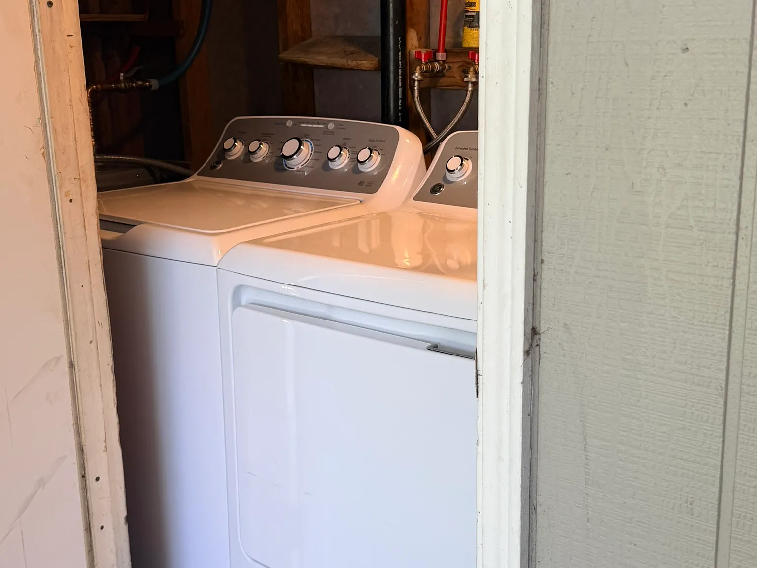 2 bed, $1,600 — Photo 2