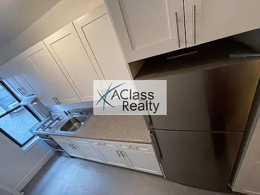 Rented by A Class Realty Corp | media 6