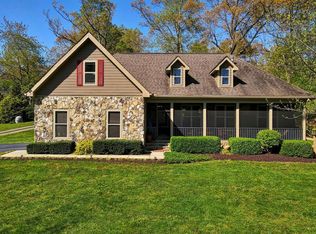 32 Chatuge Shores Cir, Hayesville, NC 28904