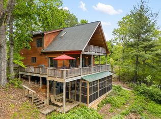 71 Fairview Hills Dr, Fairview, NC 28730