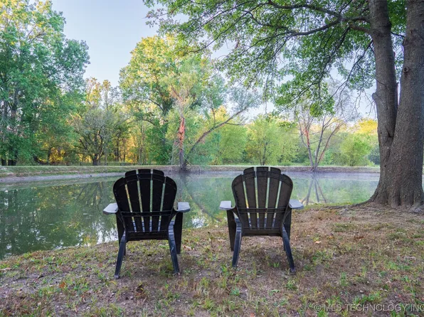 25650 E 46th St S, Broken Arrow, OK 74014