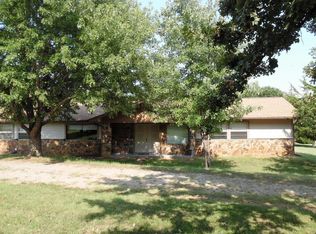 2510 W Deep Rock Rd, Cushing, OK 74023