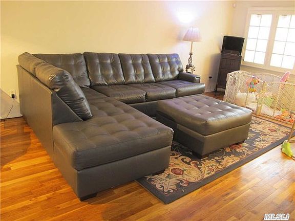 3rd image of 21410 Waters Edge Dr
