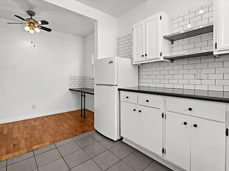 1029 S Westmoreland Ave #201 — Photo 9