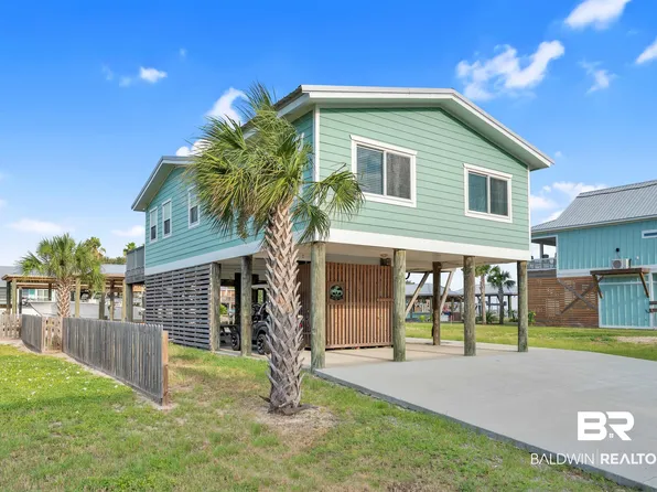 649 Cherokee Rd, Gulf Shores, AL 36542