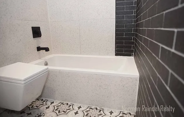 Rented by Norman Raindel, LREB | media 36