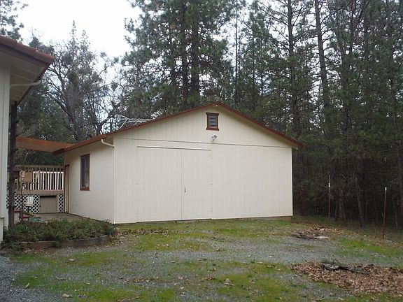 3rd image of 5421 Whitney Ct