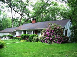 3317 Duneland Dr, Michigan City, IN 46360