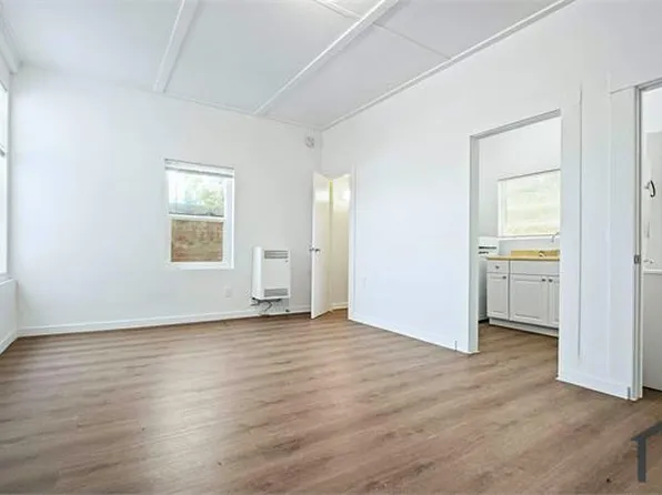 1318 S Pacific Ave, San Pedro, CA 90731