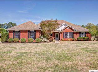 218 Vine Cliff Dr, Harvest, AL 35749