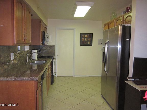 3rd image of 6231 E DUNCAN Street