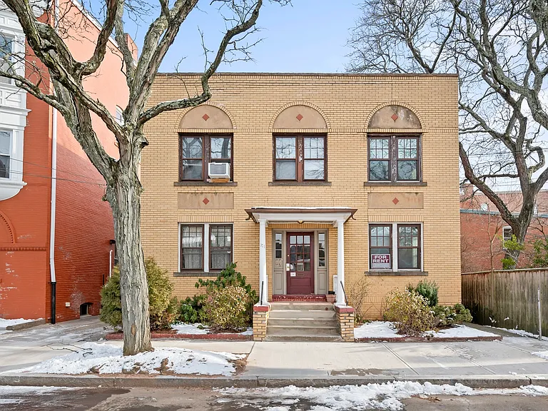 171 Chestnut St #1 — Photo 7