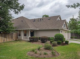 19 Fitzroy Pl, Conroe, TX 77384