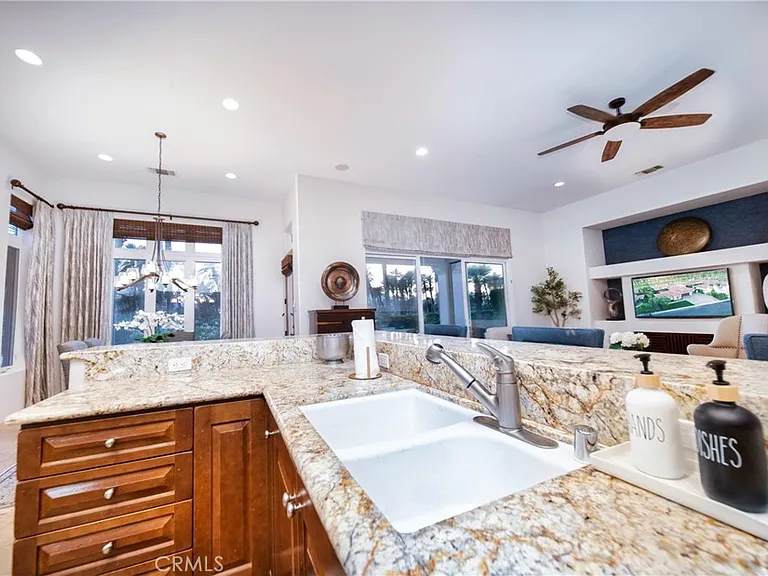 56705 Village Dr — Photo 11