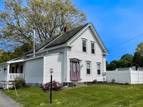 156 Hartford Ave E, Uxbridge, MA 01569