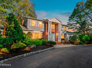 15 Eastwood Boulevard, Manalapan, NJ 07726