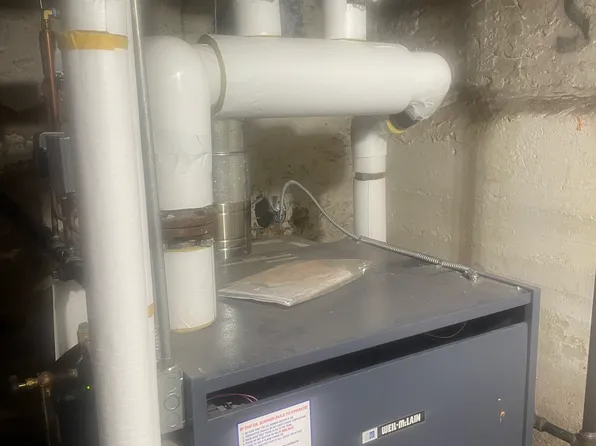 566 39th Street image 6 of 9