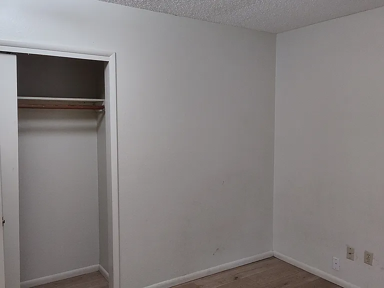 Right Bedroom