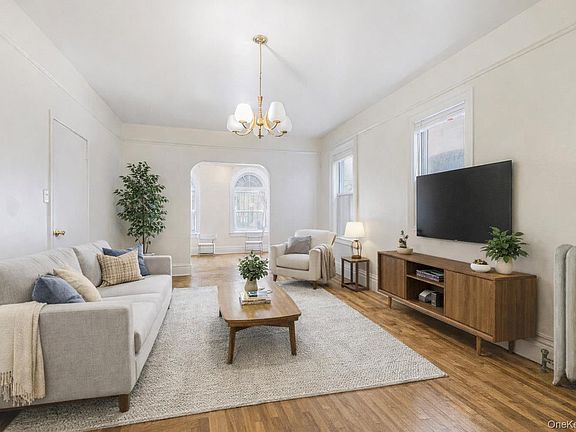 2nd image of 3425 Dekalb Avenue