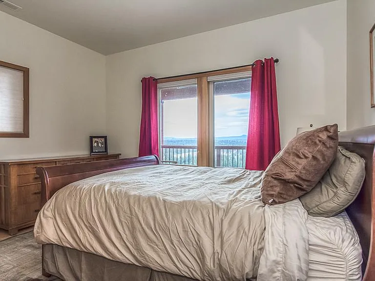 Lower level bedroom 1